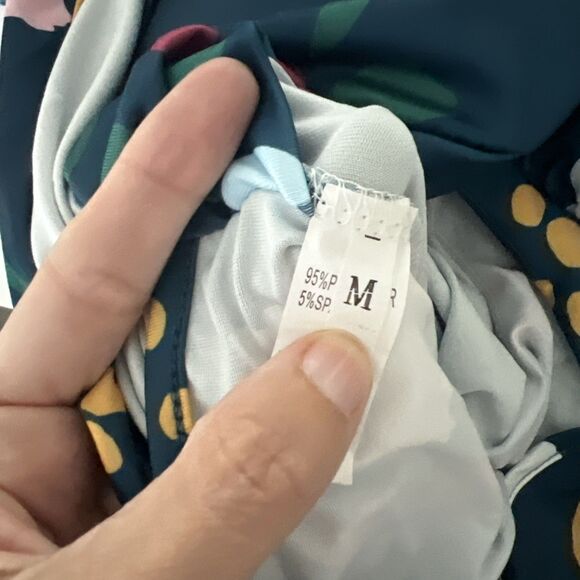 One Piece M Swimsuit Built In Bra Shorts Pockets Jumper Blue Floral NWOT Modest - Picture 5 of 7